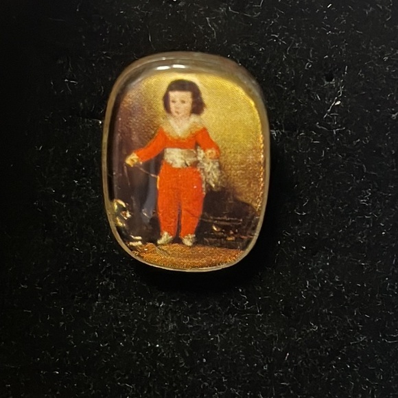 Vintage cuff links Goya image of Manuel Osiris Austria gold tone set of two - Picture 8 of 9